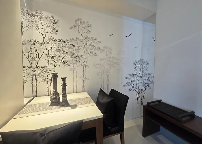 Very Cosy One Uptown Near Grand Hyatt Bgc Uptown Mall And St Lukes Medical Center Apartment Manila
